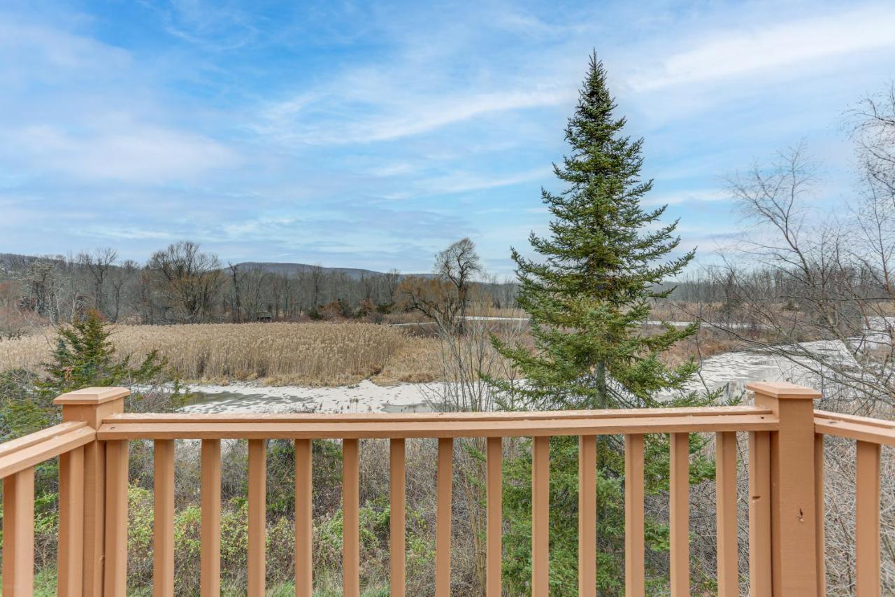 Spacious Condo With View Less Than 1 Mi To Mtn Creek Resort! Vernon Exterior foto